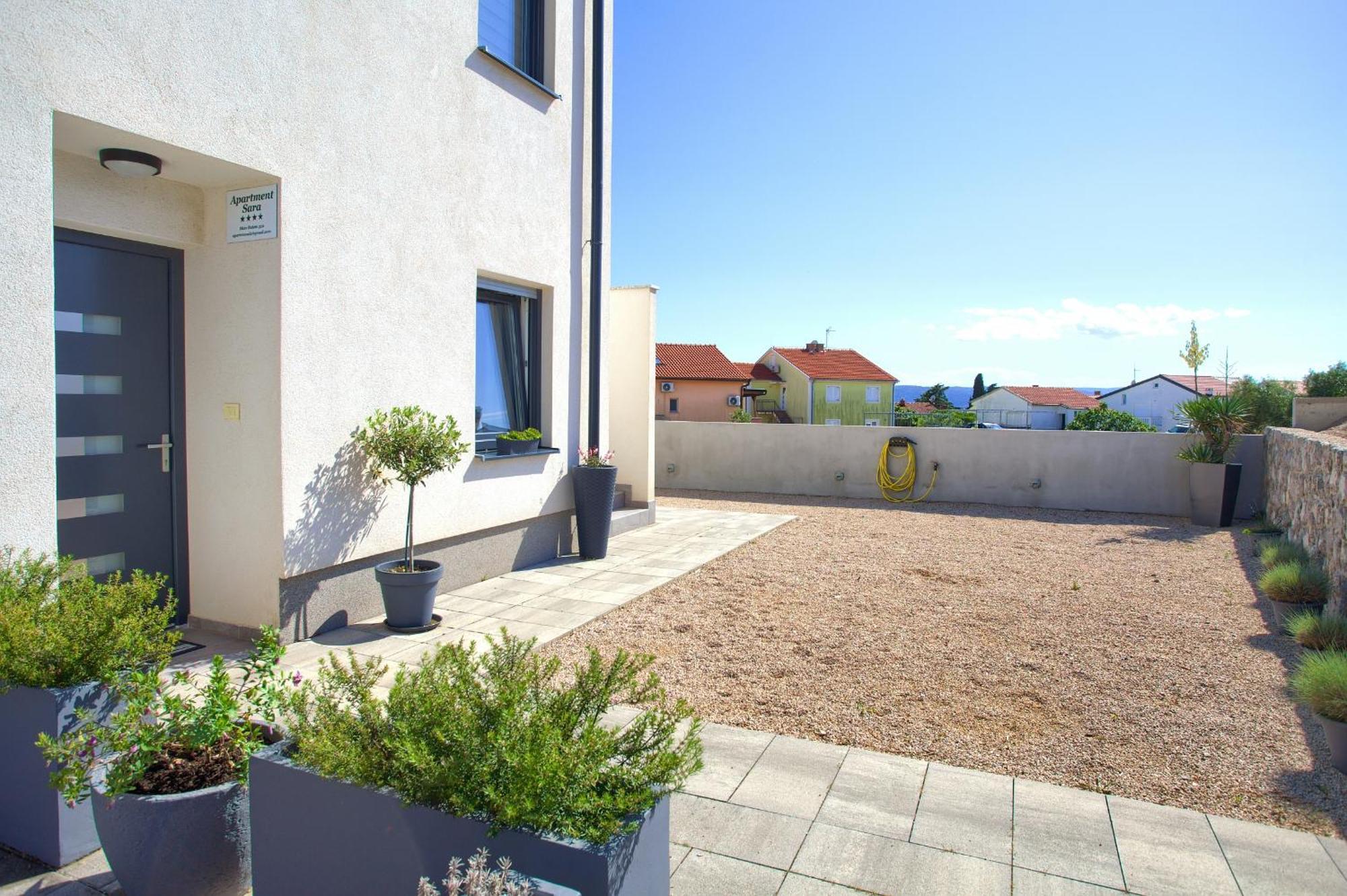 Apartment Sara Krk Town Buitenkant foto